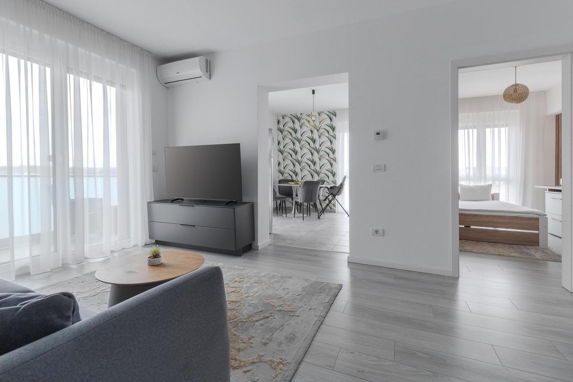 Ferienwohnung Rosewood Gold Oradea Exterior foto
